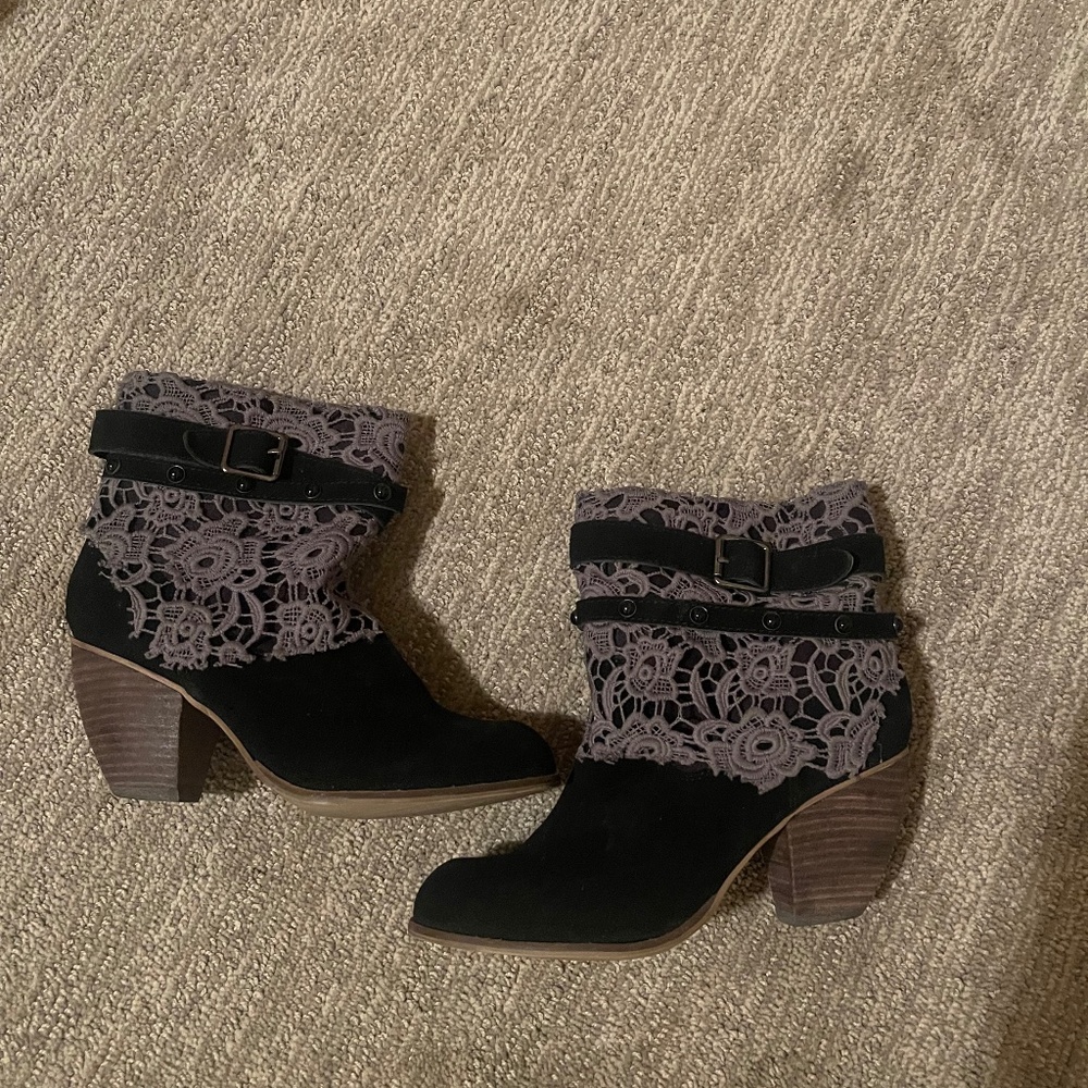 Naughty Monkey Safe Haven black bootie